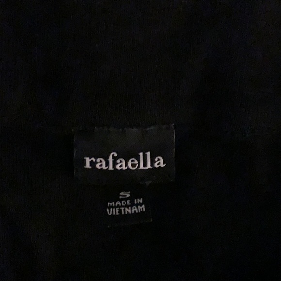 Small rafaella 3/4 length top - Picture 2 of 3